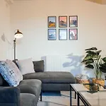 Camellia With Private Garden Feriehus *