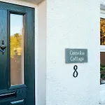 Feriehus Camellia With Private Garden Bowness-on-Windermere