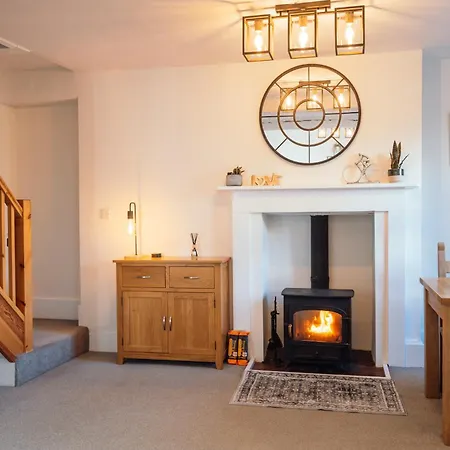 Tatil Evi Camellia With Private Garden Bowness-on-Windermere