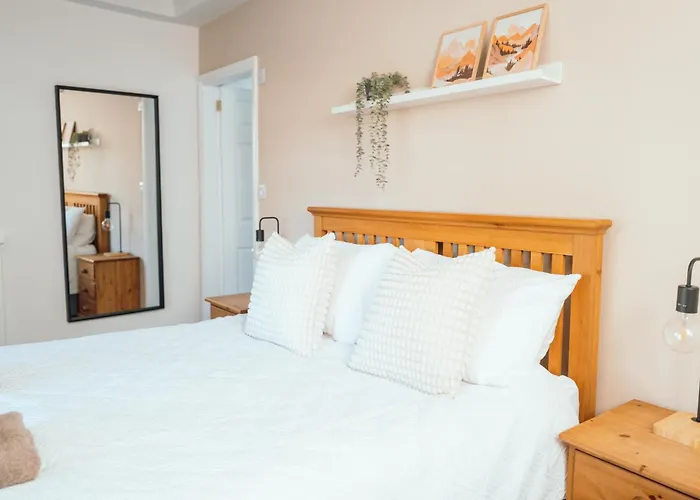 بيت للعطل Camellia With Private Garden *